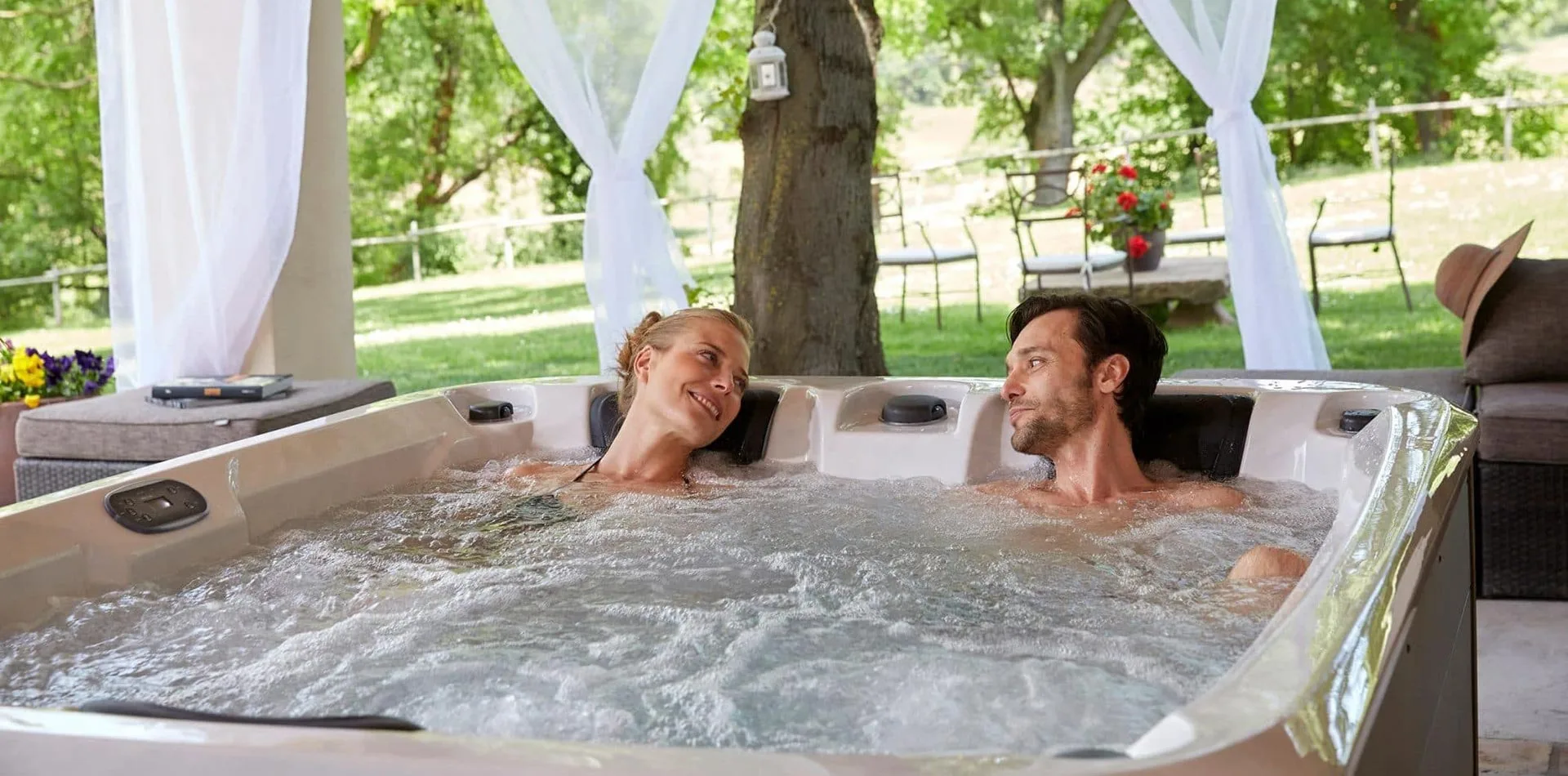 Installateur de spas et jacuzzi sur Rennes et sur le département d'Ille et Vilaine